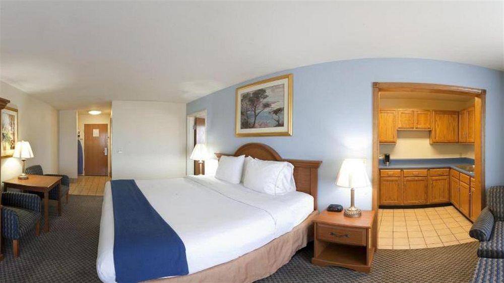 Country Inn & Suites By Radisson, Lubbock, Tx ภายนอก รูปภาพ